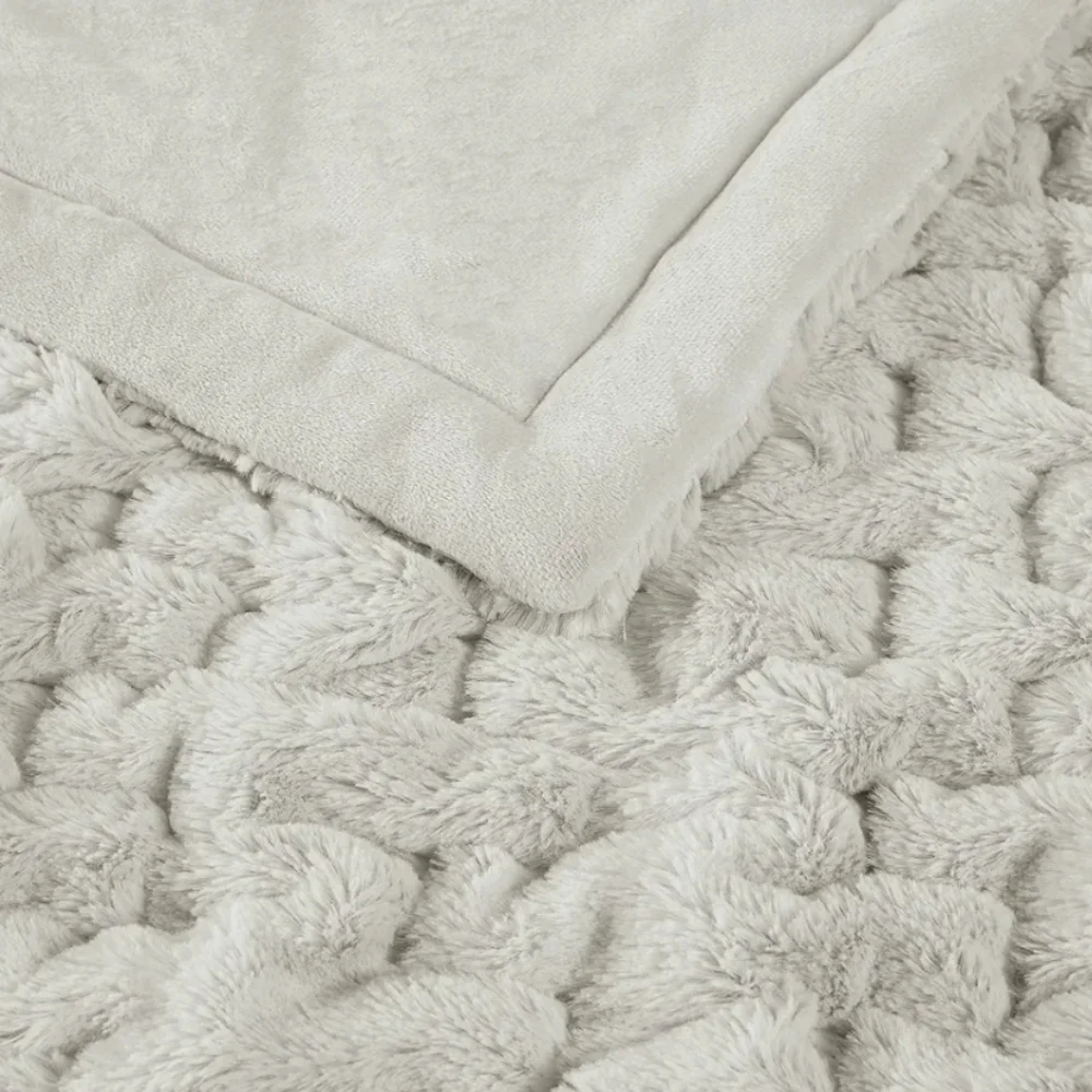 Luxurious Light Grey Textured Blanket NEW